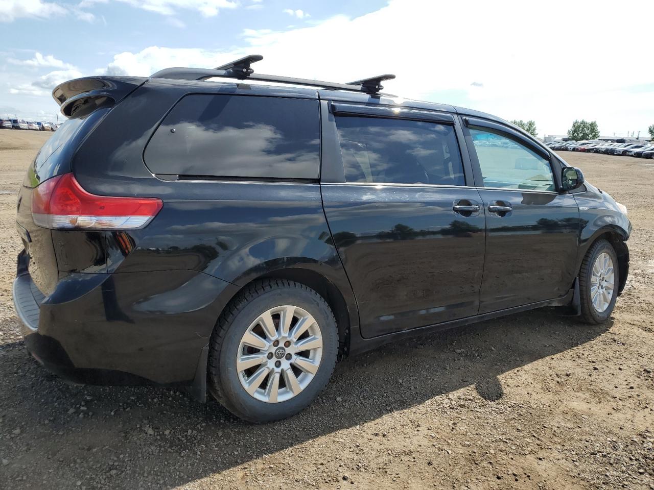 2014 TOYOTA Sienna le VIN 5TDJK3DC8ES090779 photo 3