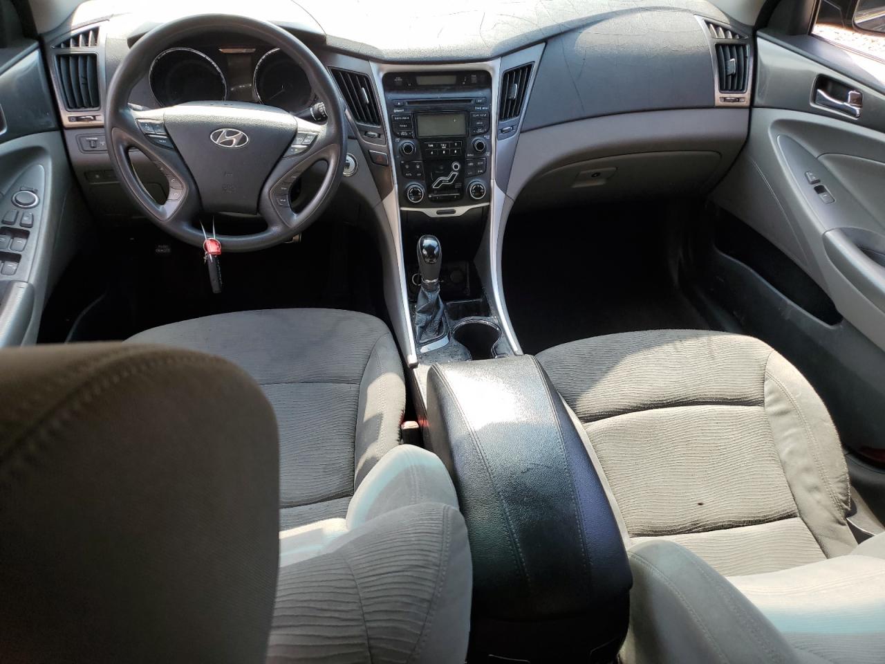 2012 Hyundai Sonata VIN KMHEC4A41CA037946 photo 8