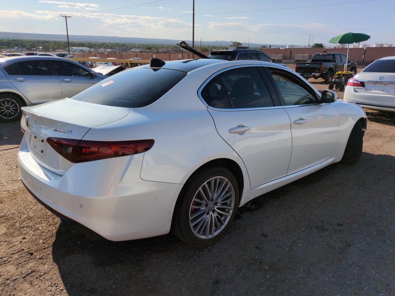 2018 ALFA Giulia ti VIN ZARFAECN1J7593362 photo 3