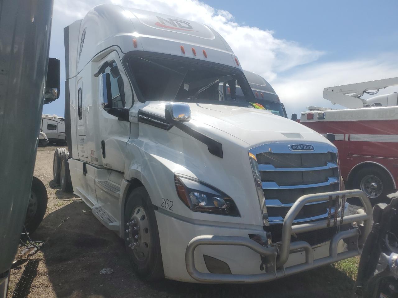 2019 FREIGHTLINER All other VIN 3AKJHHDR2KSKG5159 photo 1
