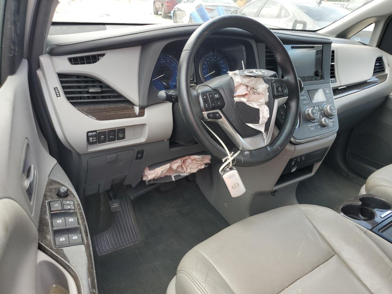2015 TOYOTA Sienna xle VIN 5TDYK3DC0FS651363 photo 8