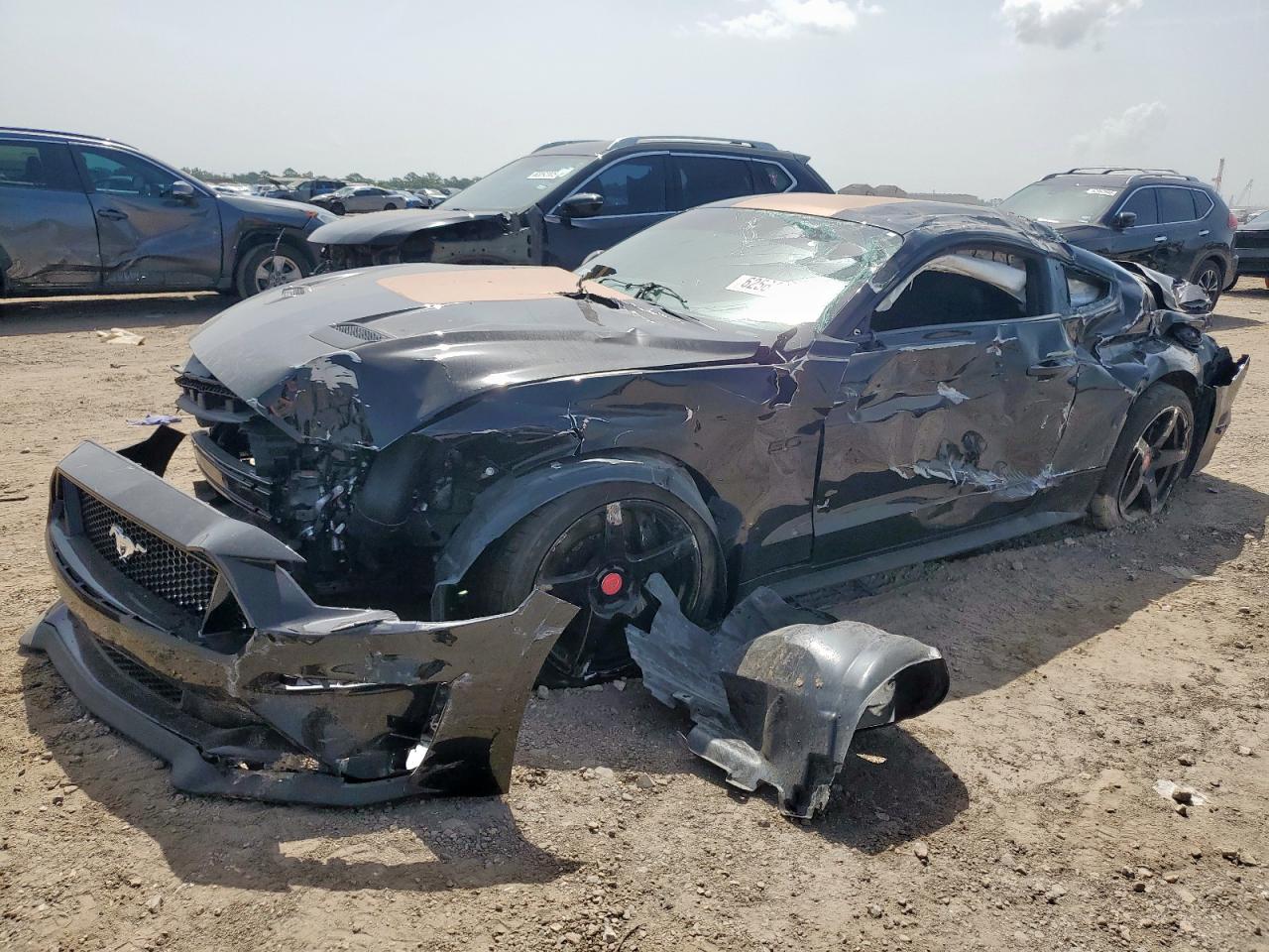 2019 Ford Mustang VIN 1FA6P8CF9K5128270 photo 1