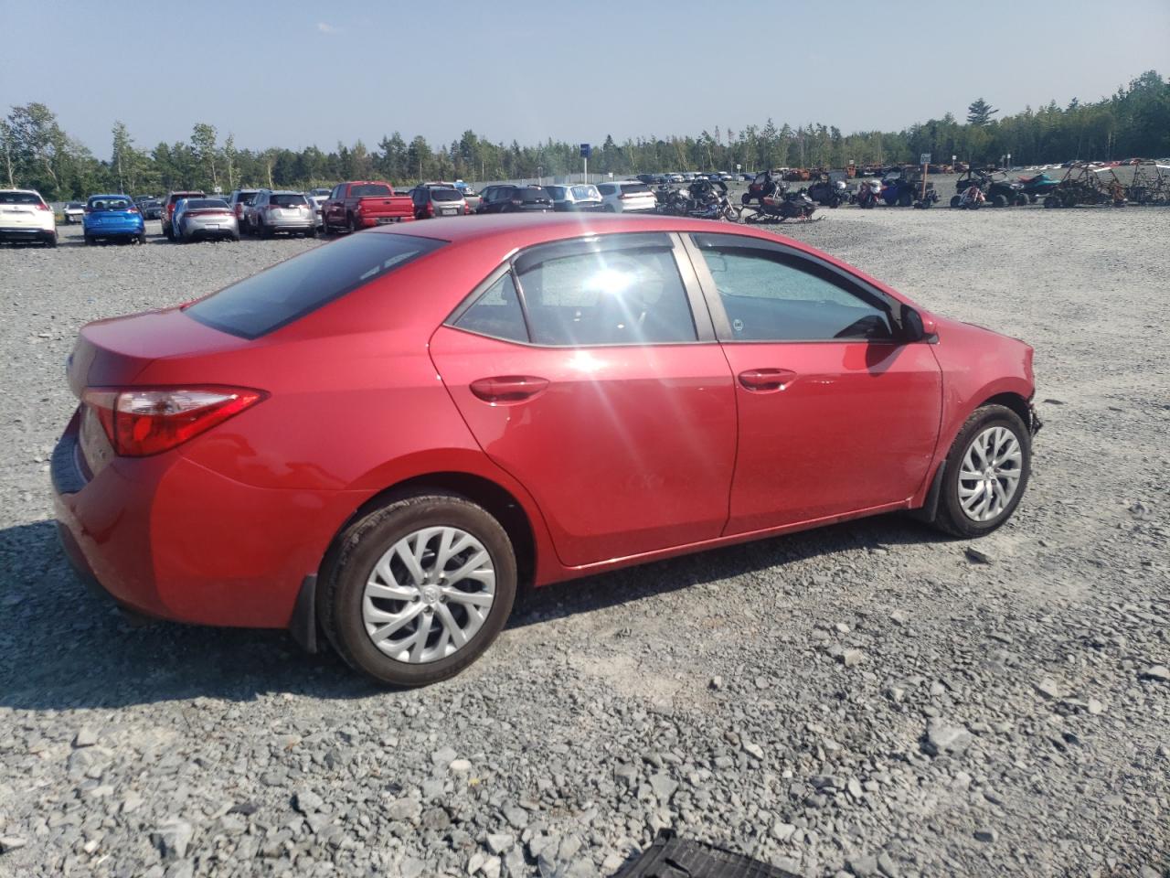 2018 TOYOTA Corolla l VIN 2T1BURHE2JC076487 photo 3