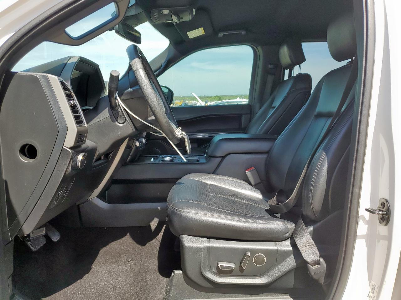 2019 Ford Expedition VIN 1FMJK1HT3KEA37774 photo 7