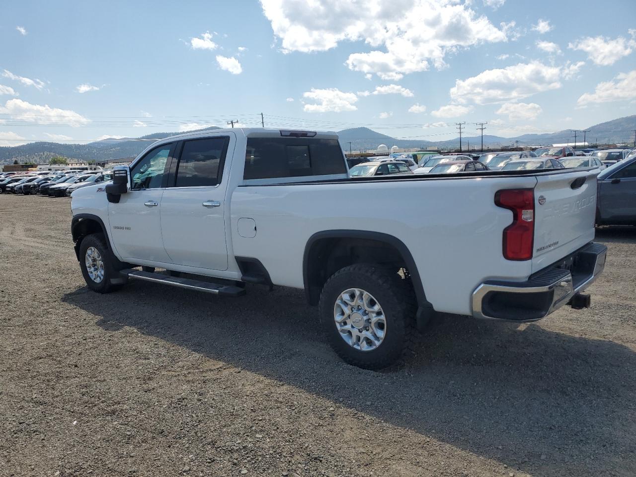 2020 CHEVROLET All models VIN 1GC4YUEY2LF180681 photo 2