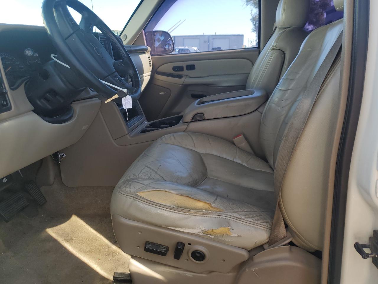 2003 Chevrolet Suburban VIN 3GNFK16Z73G286680 photo 7