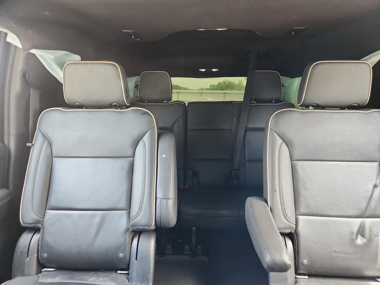 2021 Suburban VIN 1GNSCFKD2MR312087 photo 10