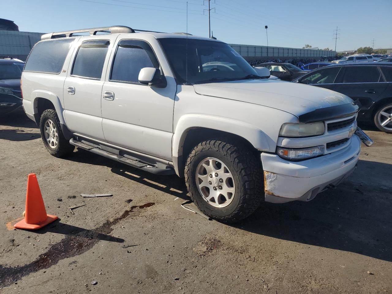 2003 Chevrolet Suburban VIN 3GNFK16Z73G286680 photo 4