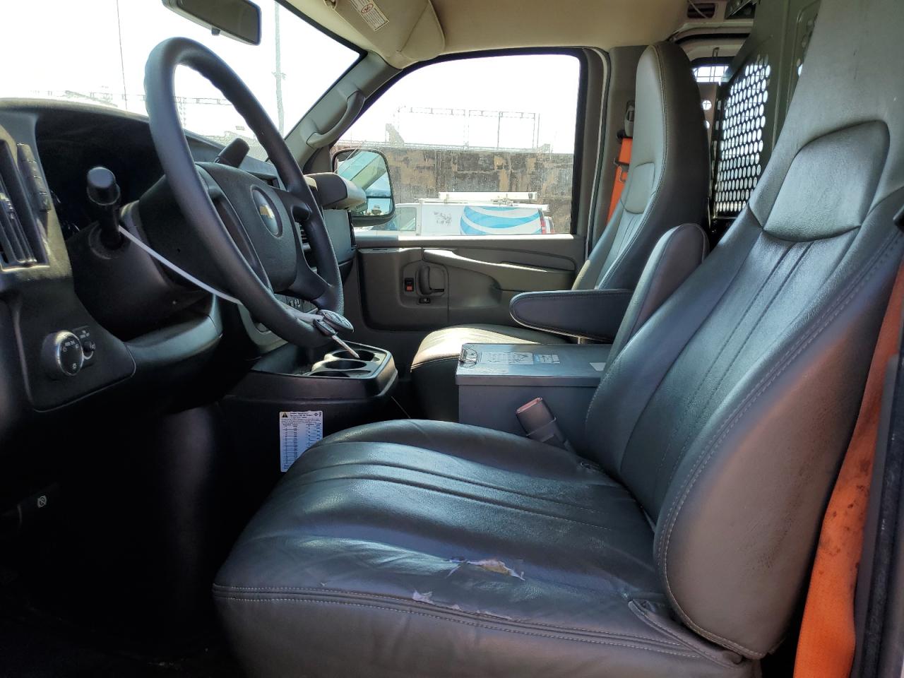 2014 Chev Express VIN 1GCWGFCB5E1133683 photo 7