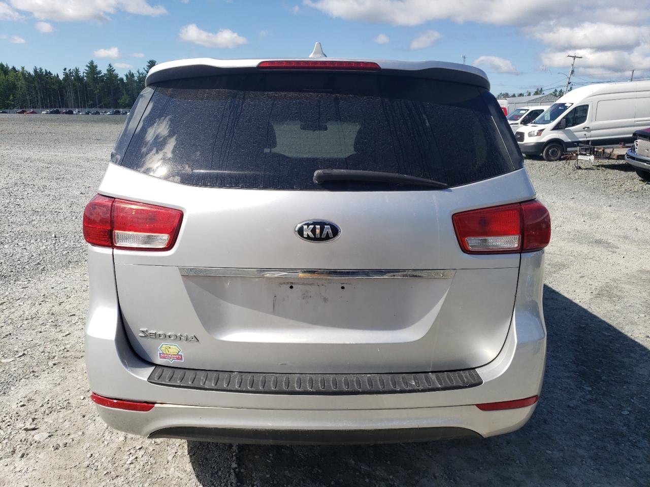 2015 KIA Sedona l VIN KNDMA5C14F6069070 photo 6