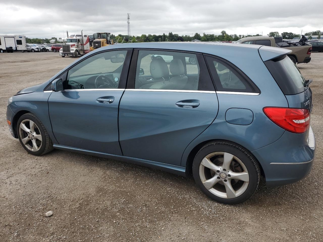 2014 MERCEDES-BENZ B-class VIN WDDMH4EB6EJ208581 photo 2