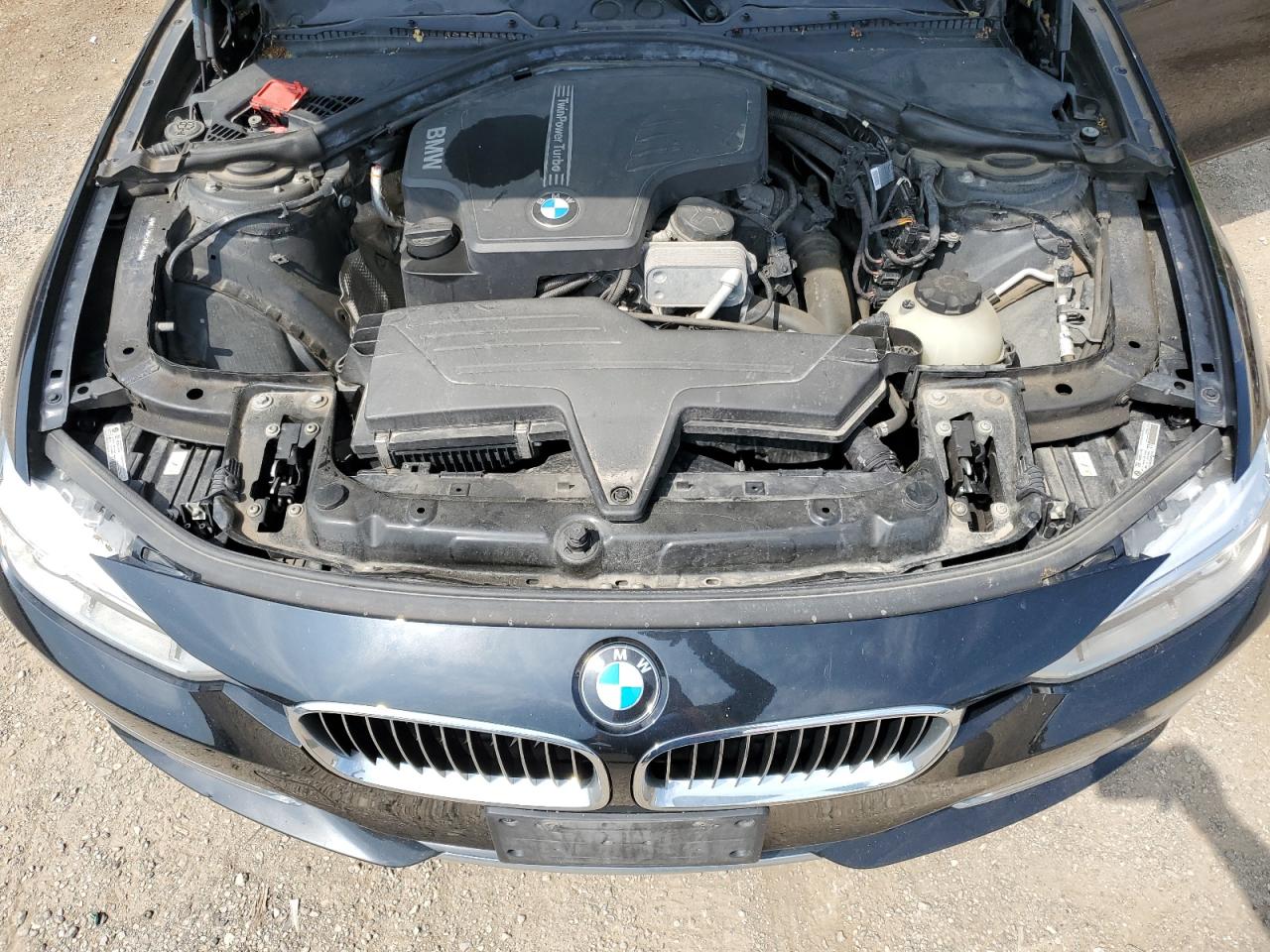 2012 BMW 3 series VIN WBA3A5C57CF345040 photo 11