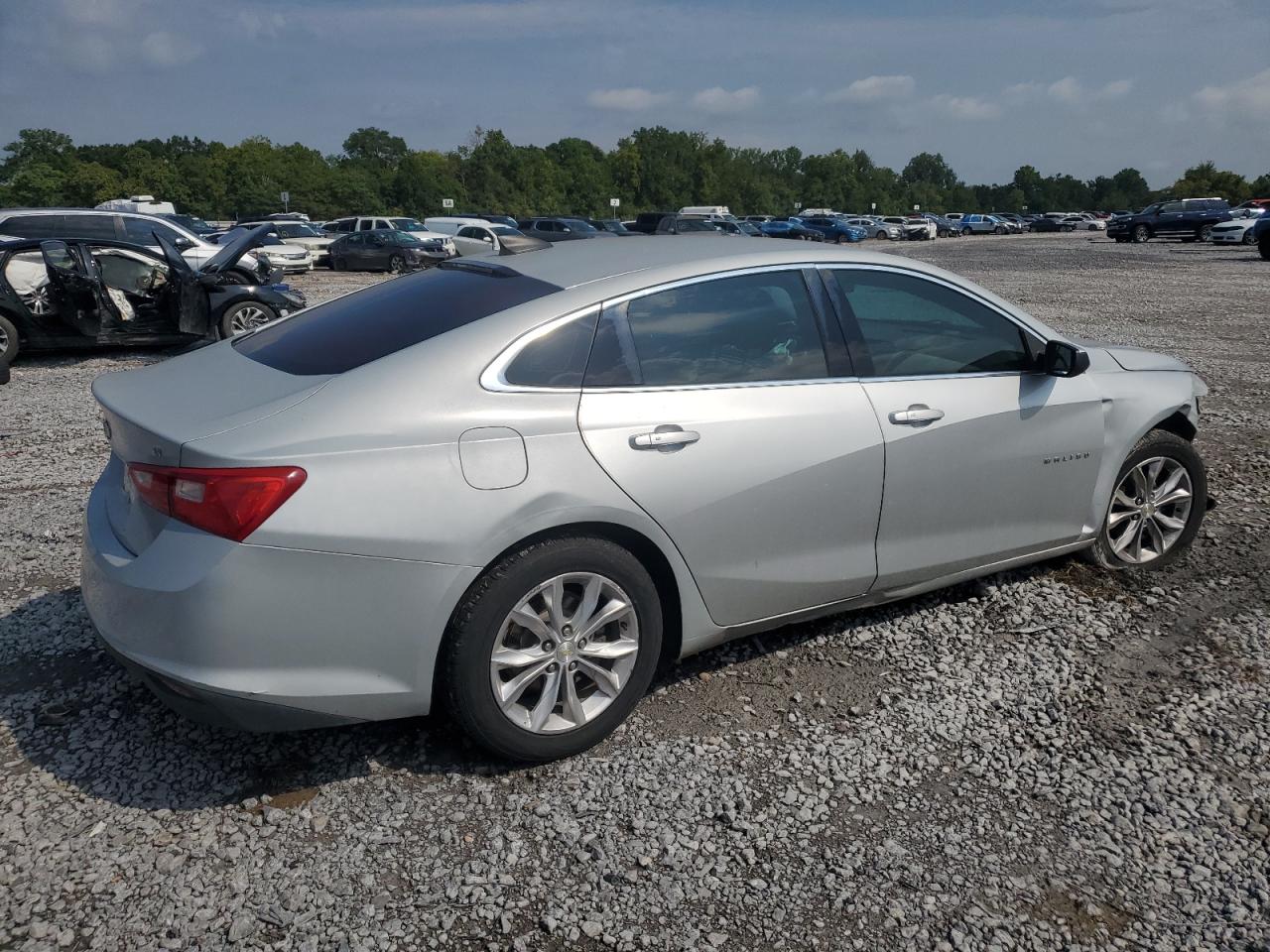 2016 Chevrolet Malibu VIN 1G1ZB5ST7GF178820 photo 3