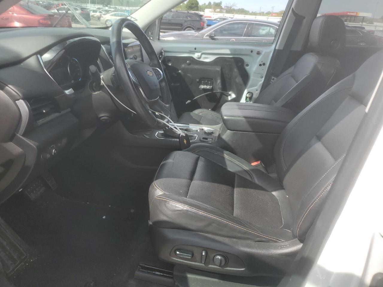 2019 Chev Traverse VIN 1GNERKKW1KJ166573 photo 7