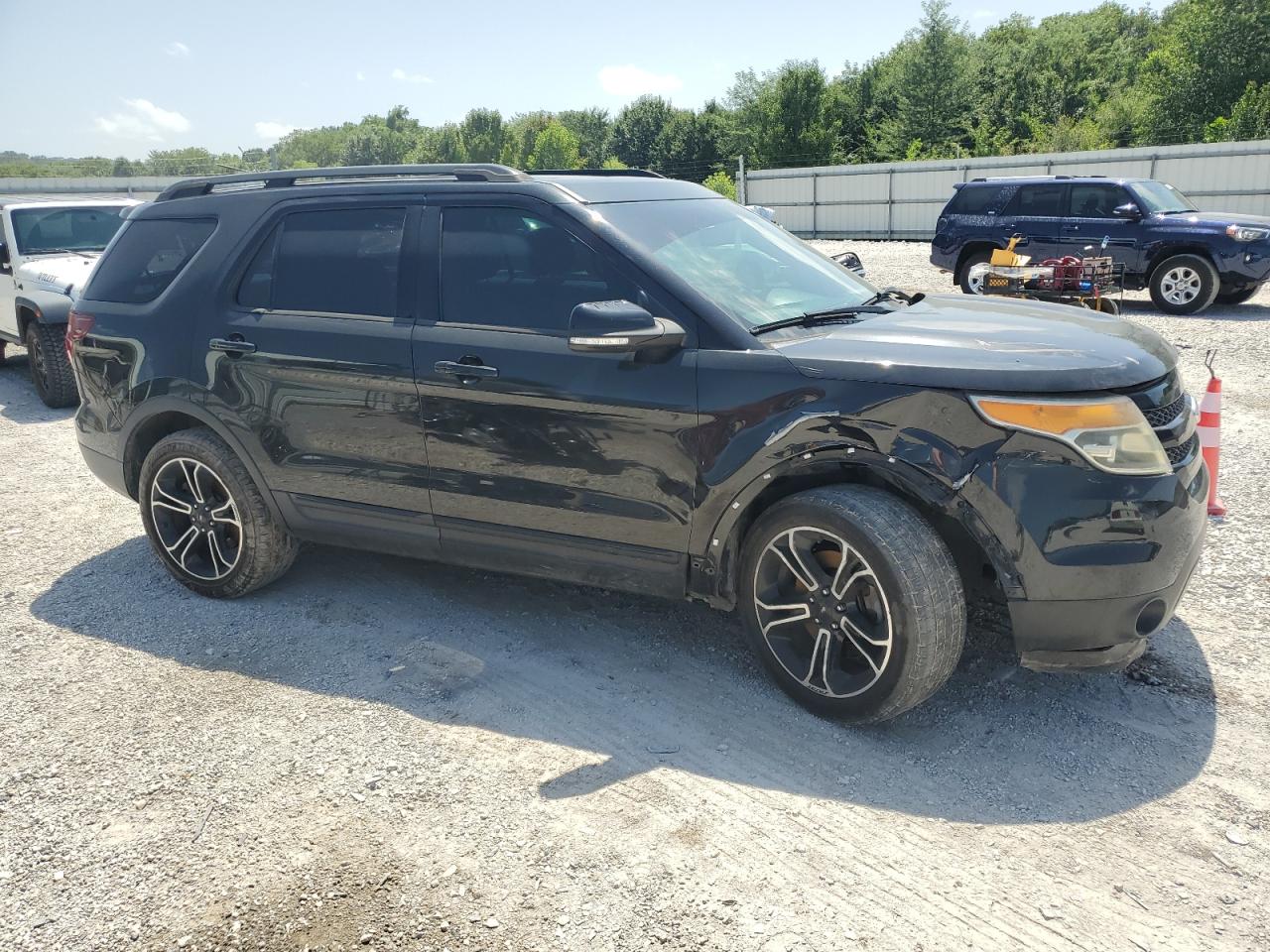 2015 Ford Explorer VIN 1FM5K8GT2FGC02638 photo 4