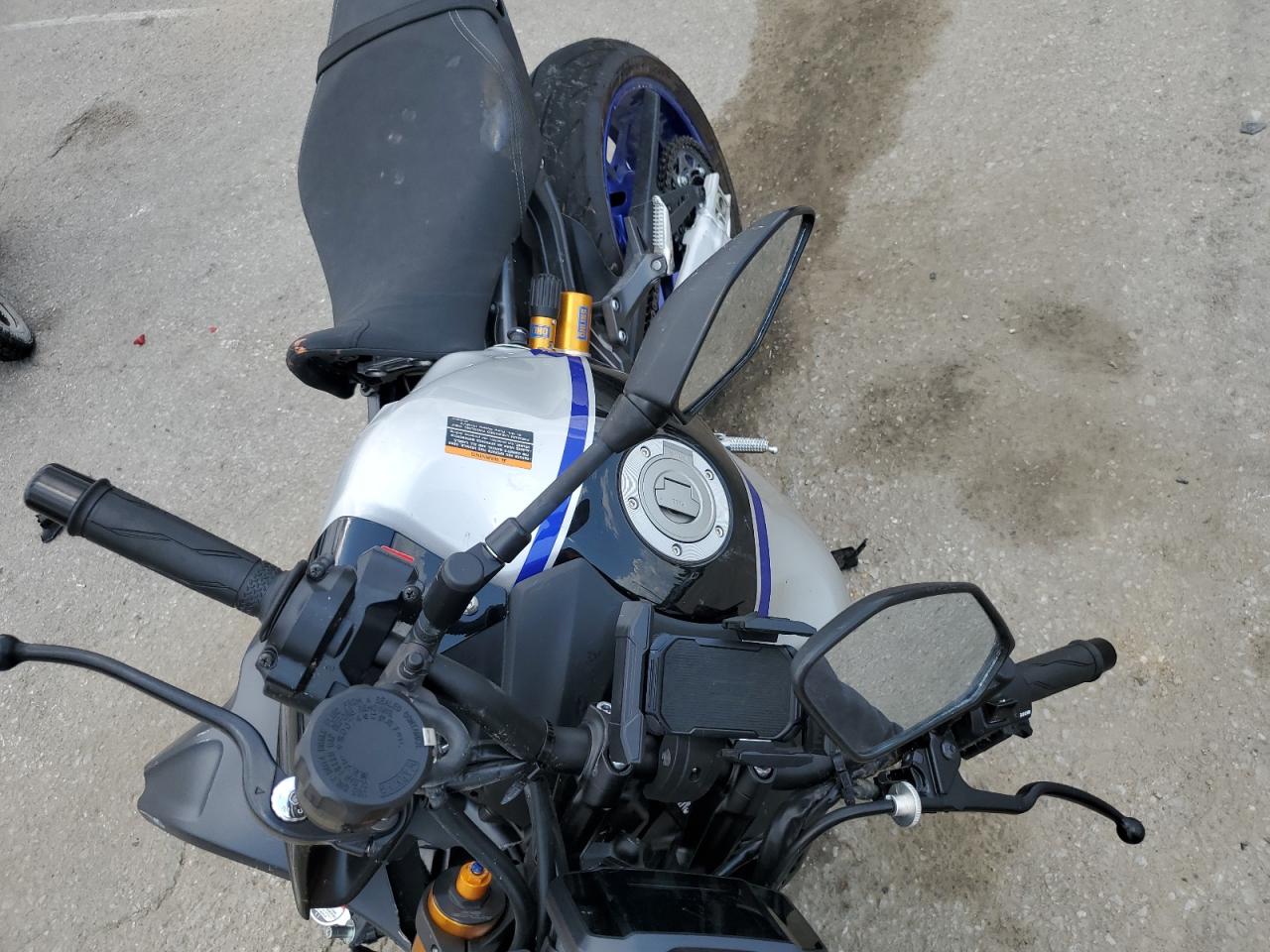 2023 YAMAHA Mt09 d VIN JYARN72E8PA001911 photo 5