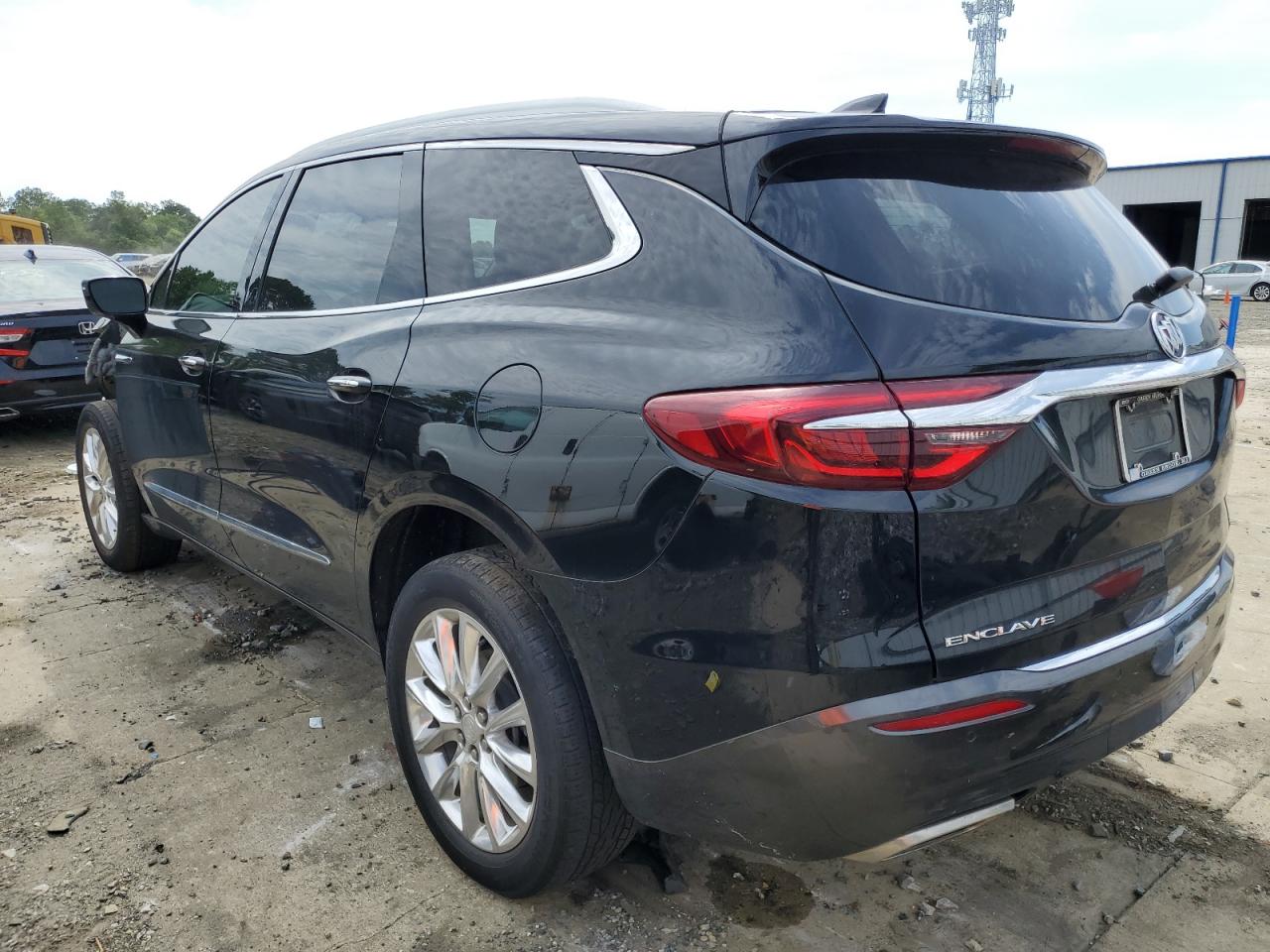 2020 Buick Enclave VIN 5GAERBKW2LJ211970 photo 2