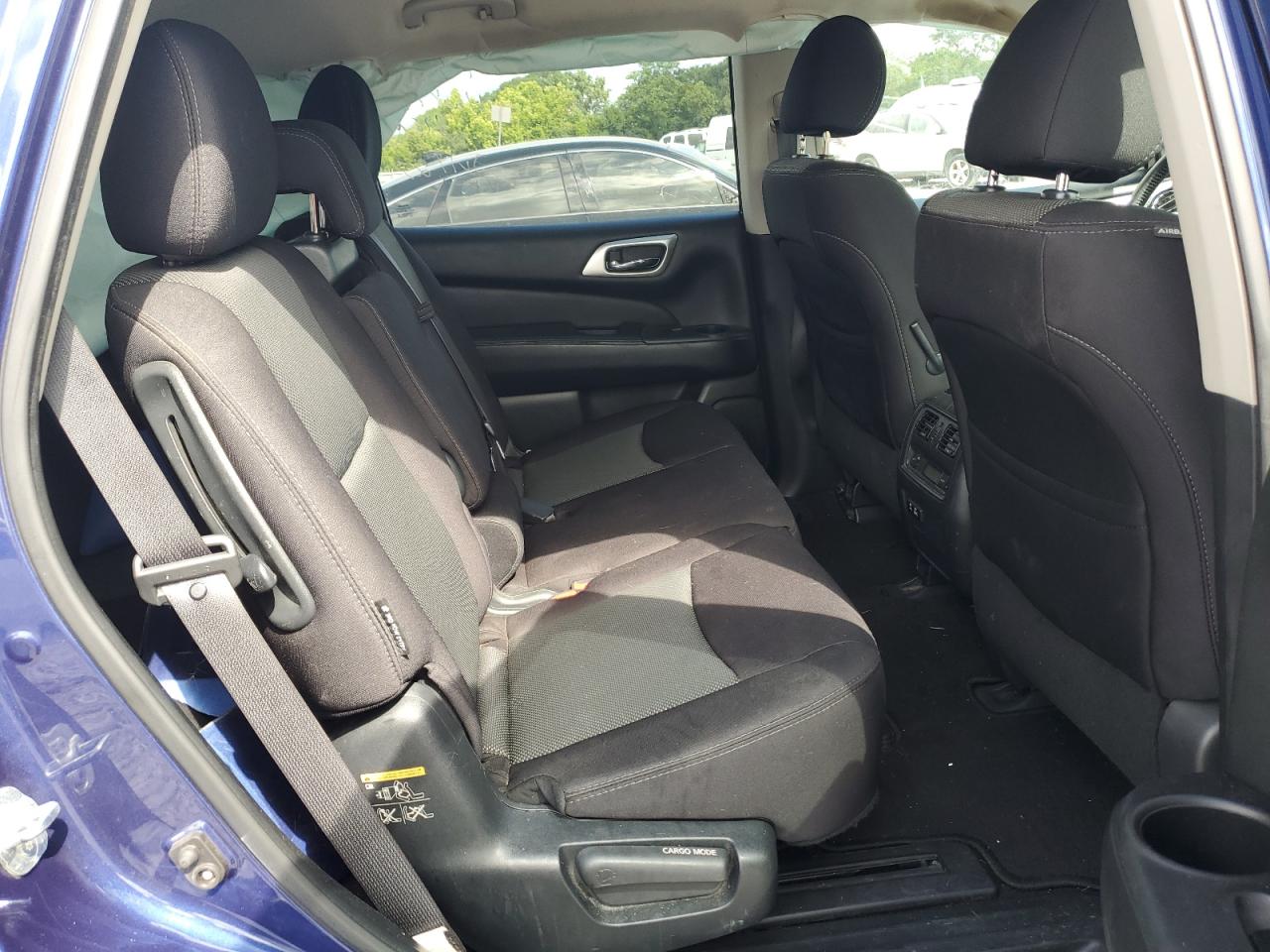 2020 Nissan Pathfinder VIN 5N1DR2BN2LC618737 photo 11