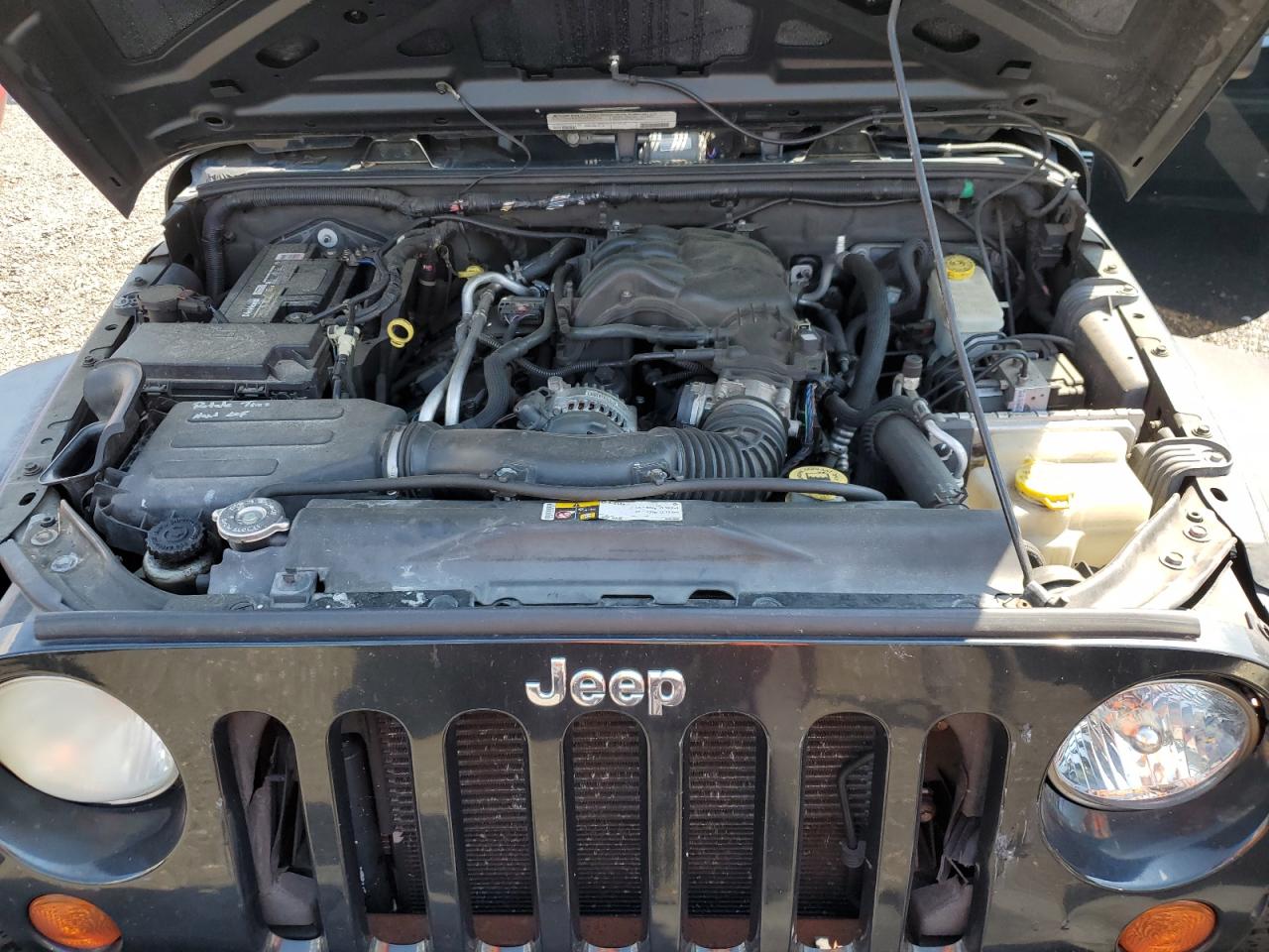 2012 Jeep Wrangler u VIN 1C4BJWDG6CL220715 photo 11