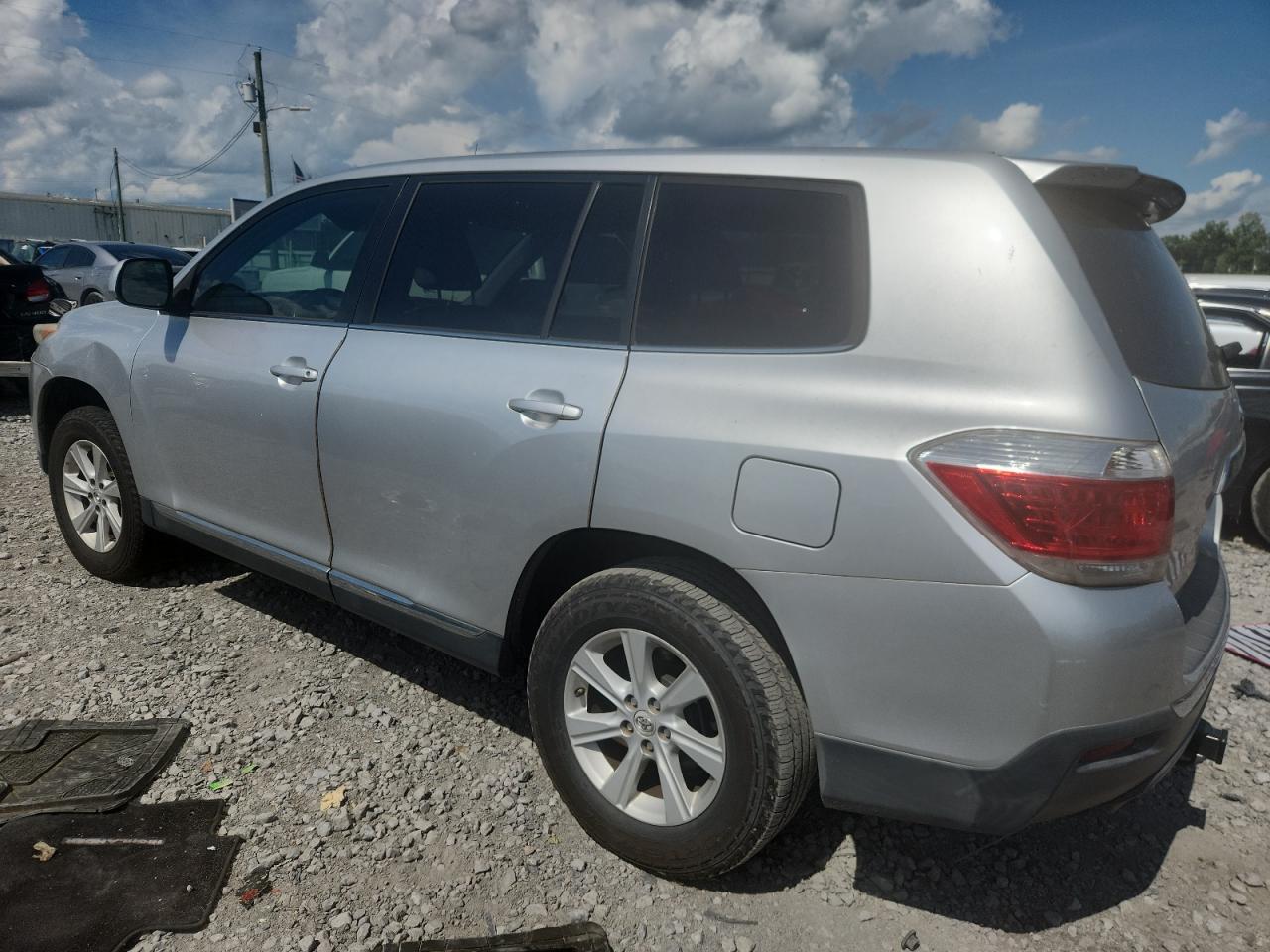 2012 Toyota All other VIN 5TDZA3EH5CS018497 photo 2