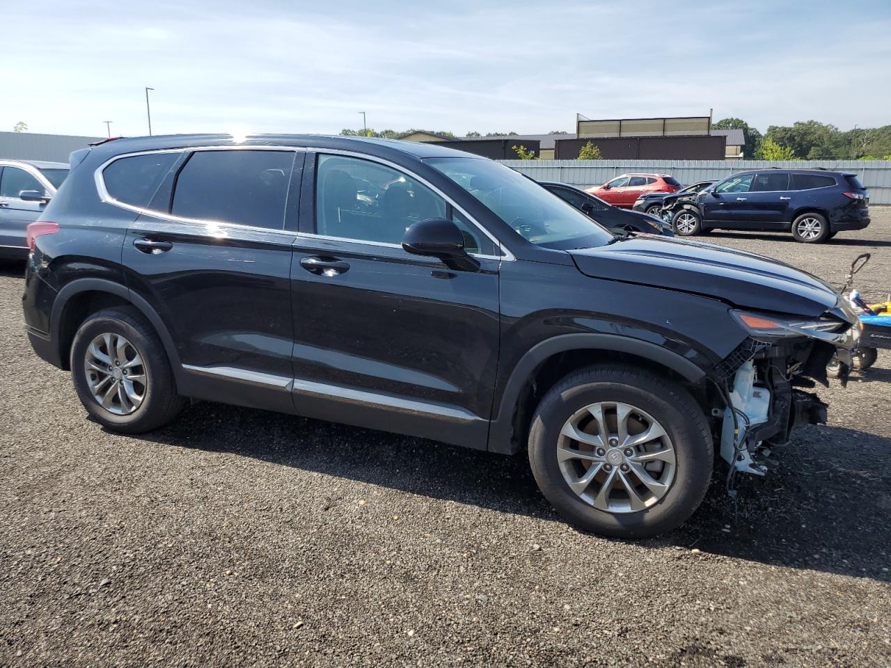 2019 Hyundai Santa fe VIN 5NMS3CAD5KH012540 photo 4