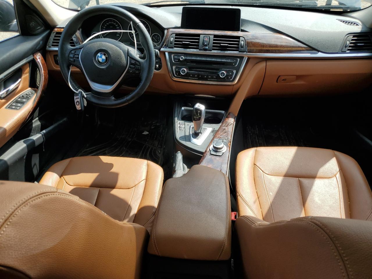 2012 BMW 3 series VIN WBA3A5C57CF345040 photo 8