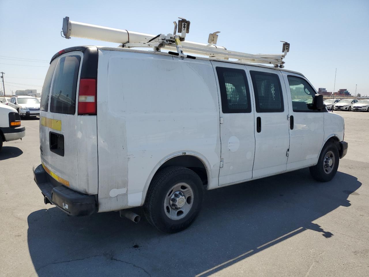 2013 Chevy Express VIN 1GCWGFCB7D1902215 photo 3