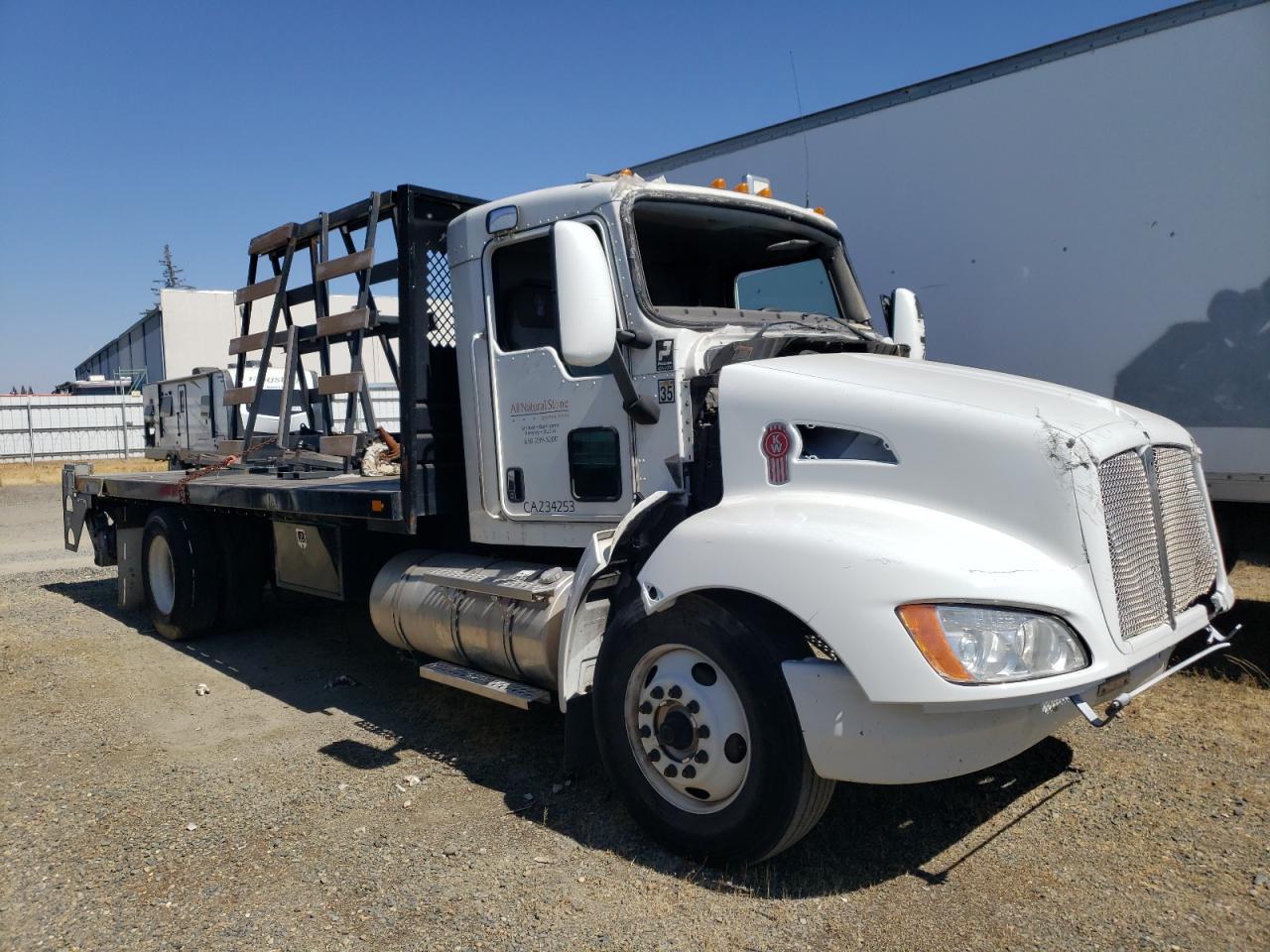 2019 KENWORTH All models VIN 2NKHHM7X8KM299456 photo 1