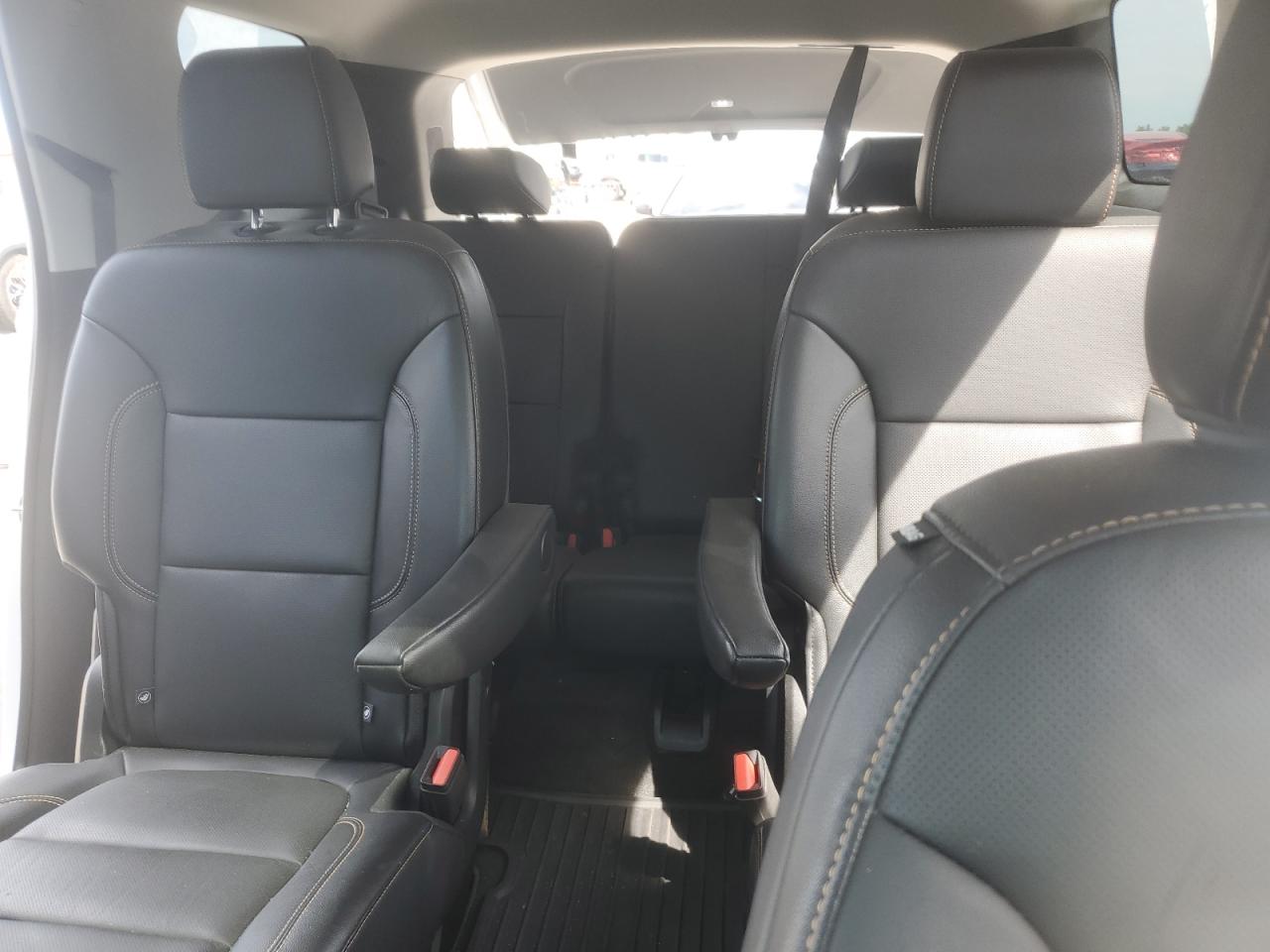 2019 Chev Traverse VIN 1GNERKKW1KJ166573 photo 10