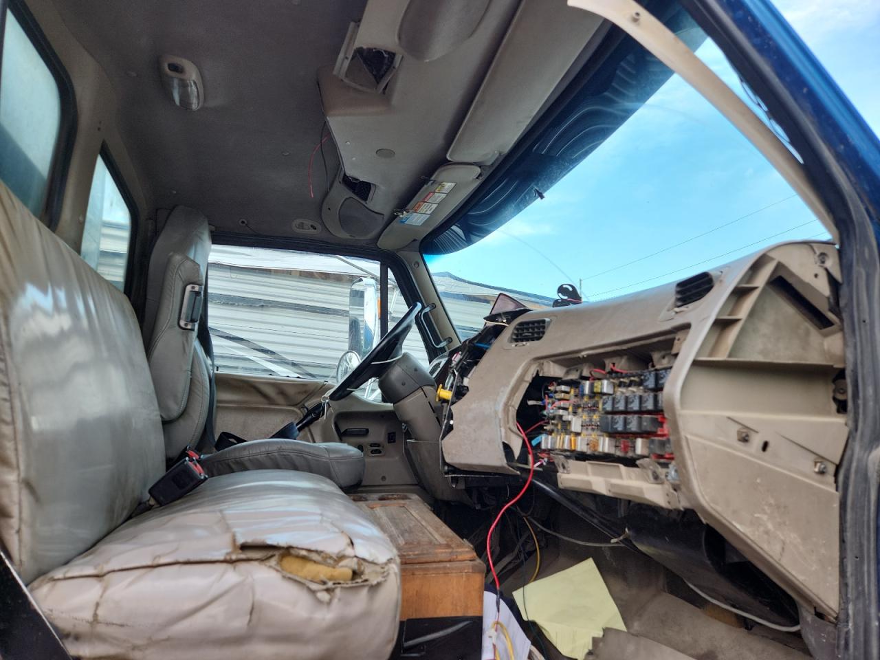 2007 STERLING Lt 8500 VIN 2FZHAWDC87AX12605 photo 5
