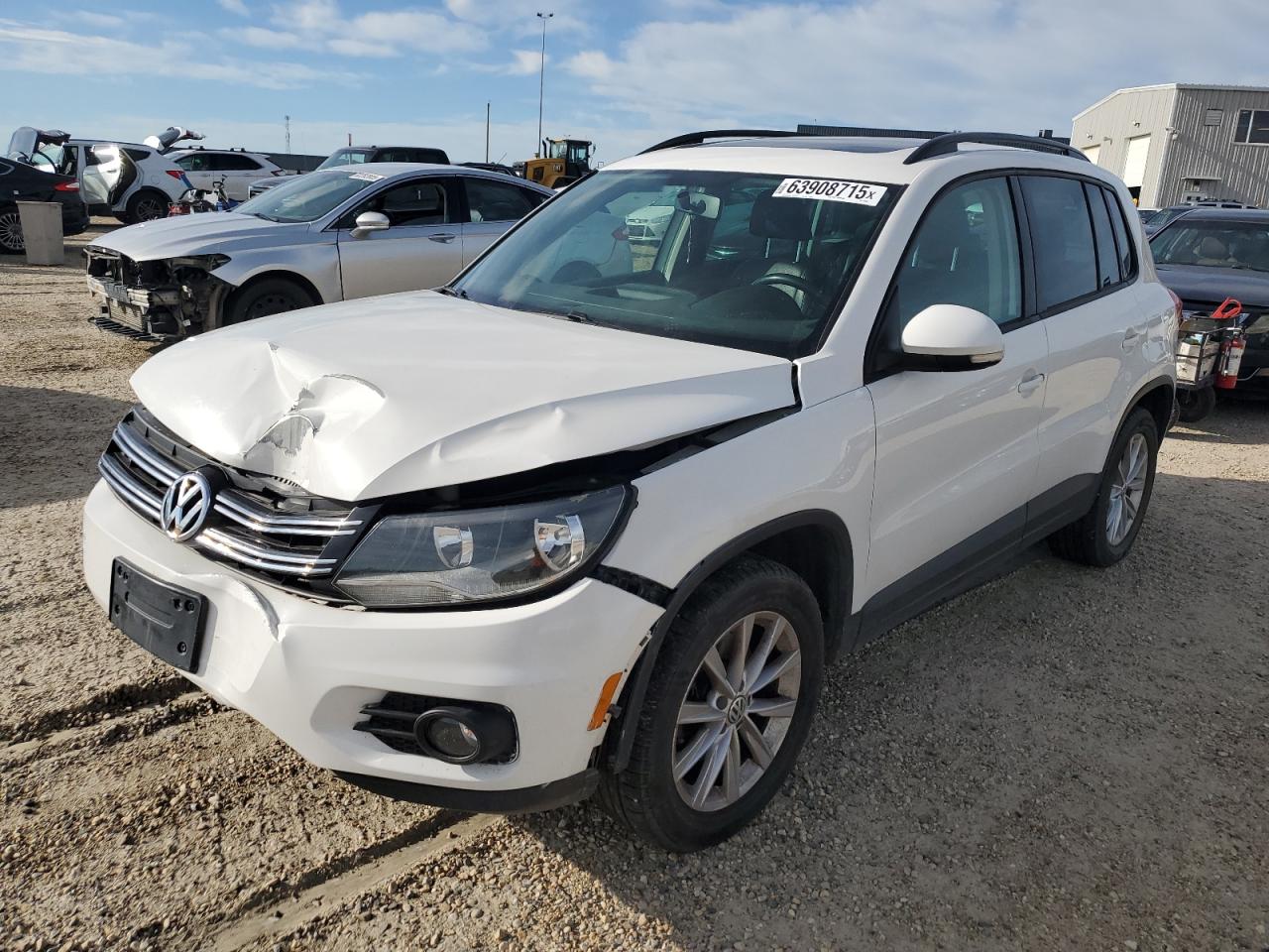 2014 VOLKSWAGEN Tiguan VIN WVGJV3AX9EW540904 photo 1