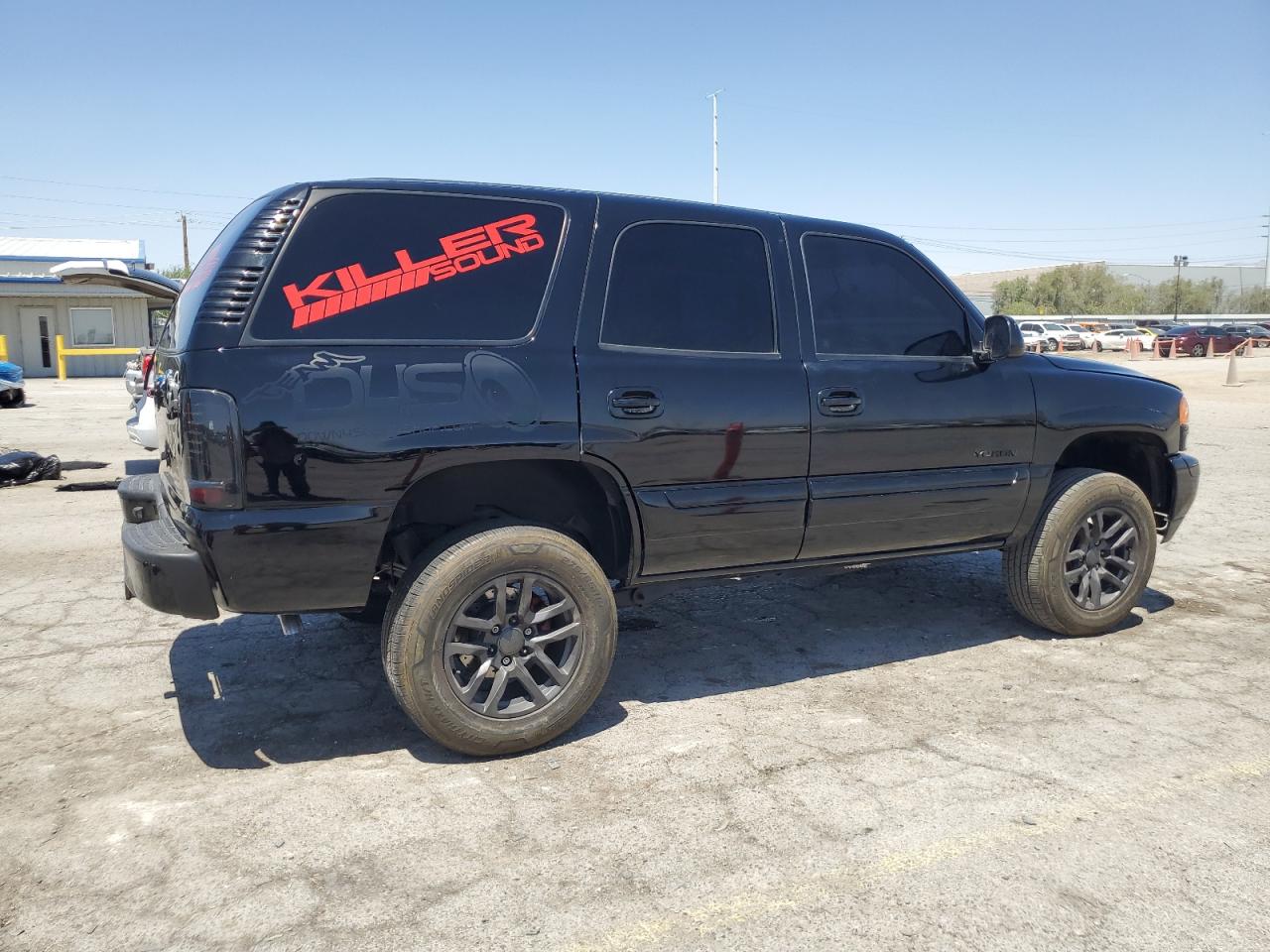 2004 GMC Yukon VIN 1GKEC13V44R246842 photo 3