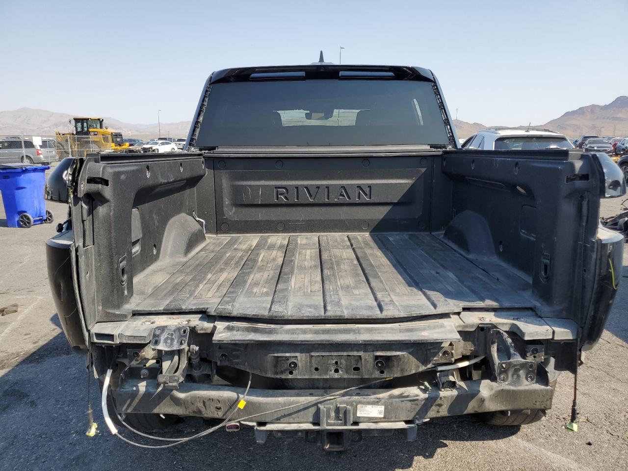2023 Rivian Rit VIN 7FCTGBAA5PN028055 photo 6