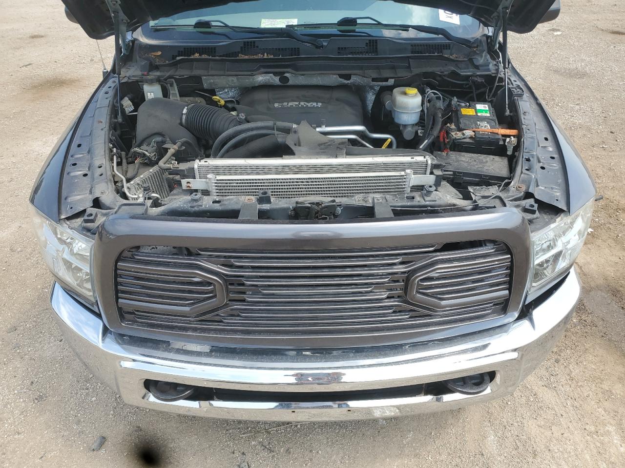 2018 Ram All models VIN 3C63R3AJ1JG132166 photo 11
