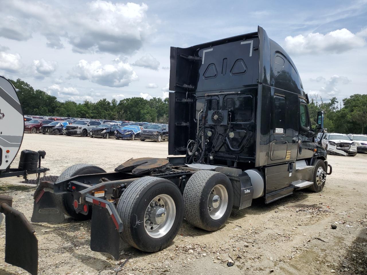 2015 FREIGHTLINER All other VIN 3AKJGLD60FSGJ8779 photo 4