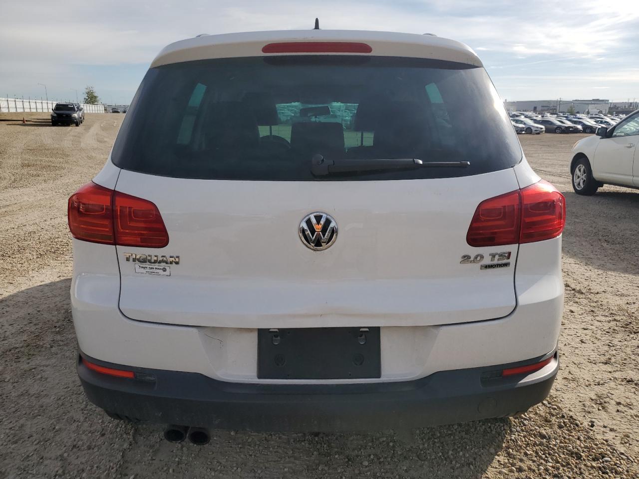 2014 VOLKSWAGEN Tiguan VIN WVGJV3AX9EW540904 photo 6