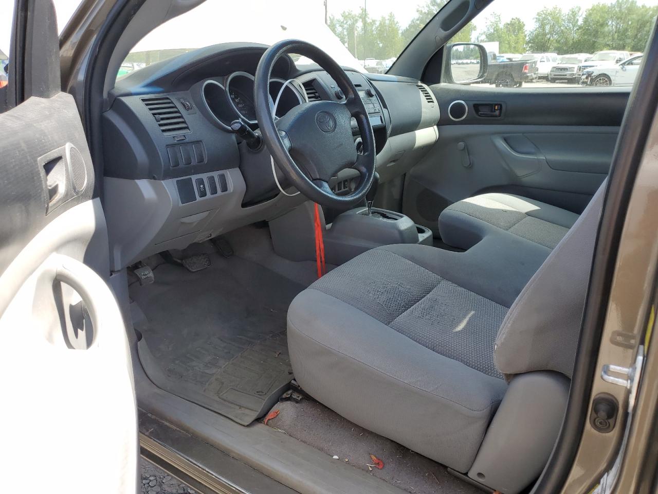 2011 Toyota All models VIN 5TFNX4CN8BX001083 photo 8