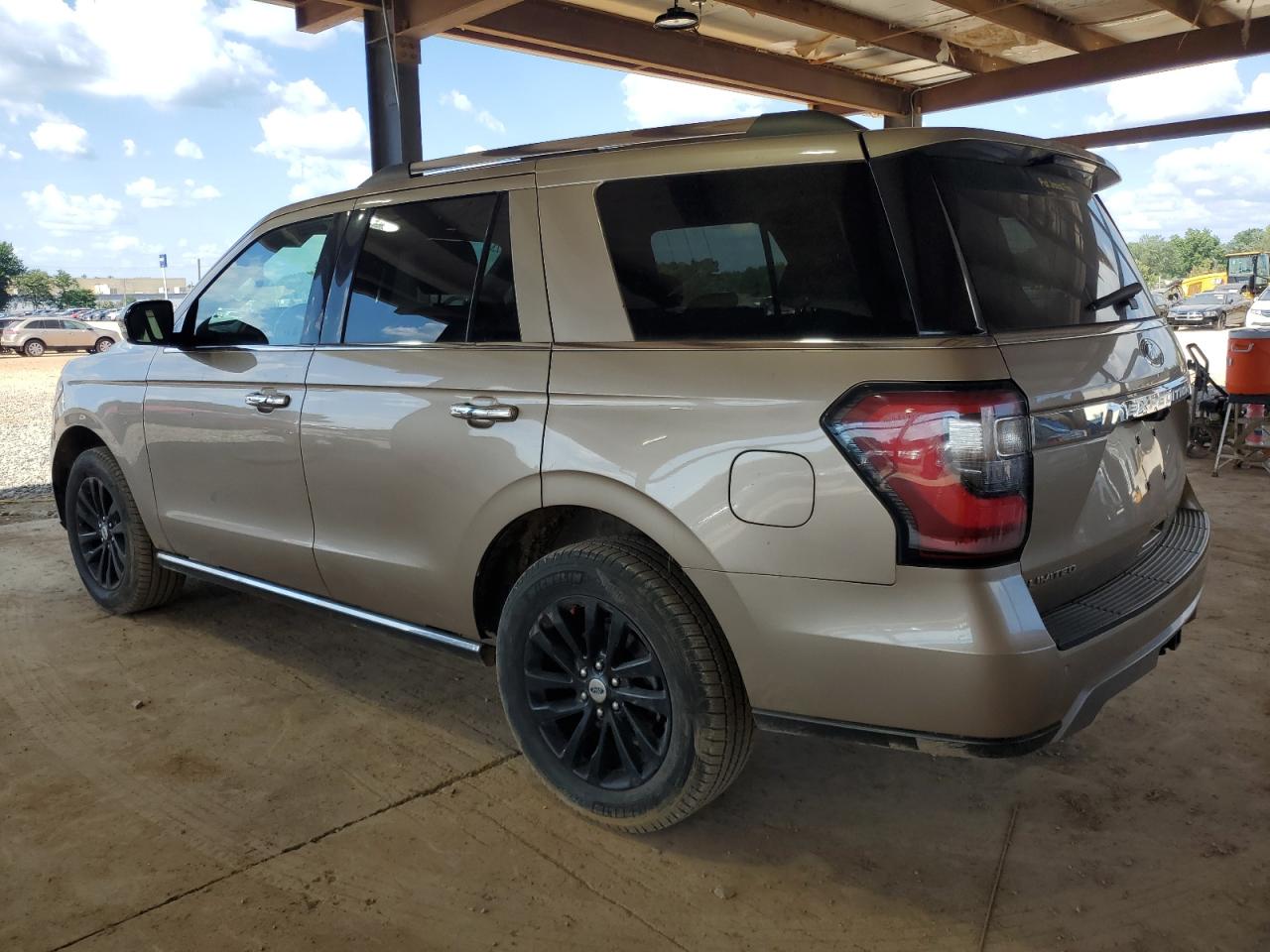 2020 Ford Expedition VIN 1FMJU1KT1LEA20198 photo 2