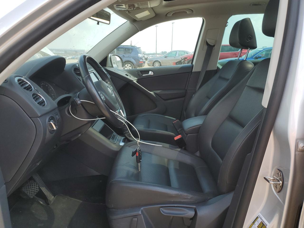 2014 VOLKSWAGEN Tiguan VIN WVGJV3AX7EW553019 photo 7