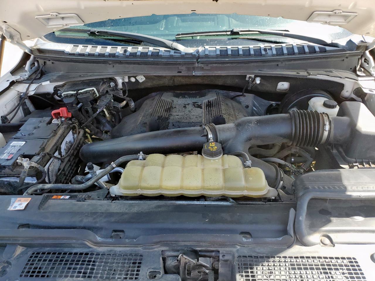 2019 Ford Expedition VIN 1FMJK1HT3KEA37774 photo 12