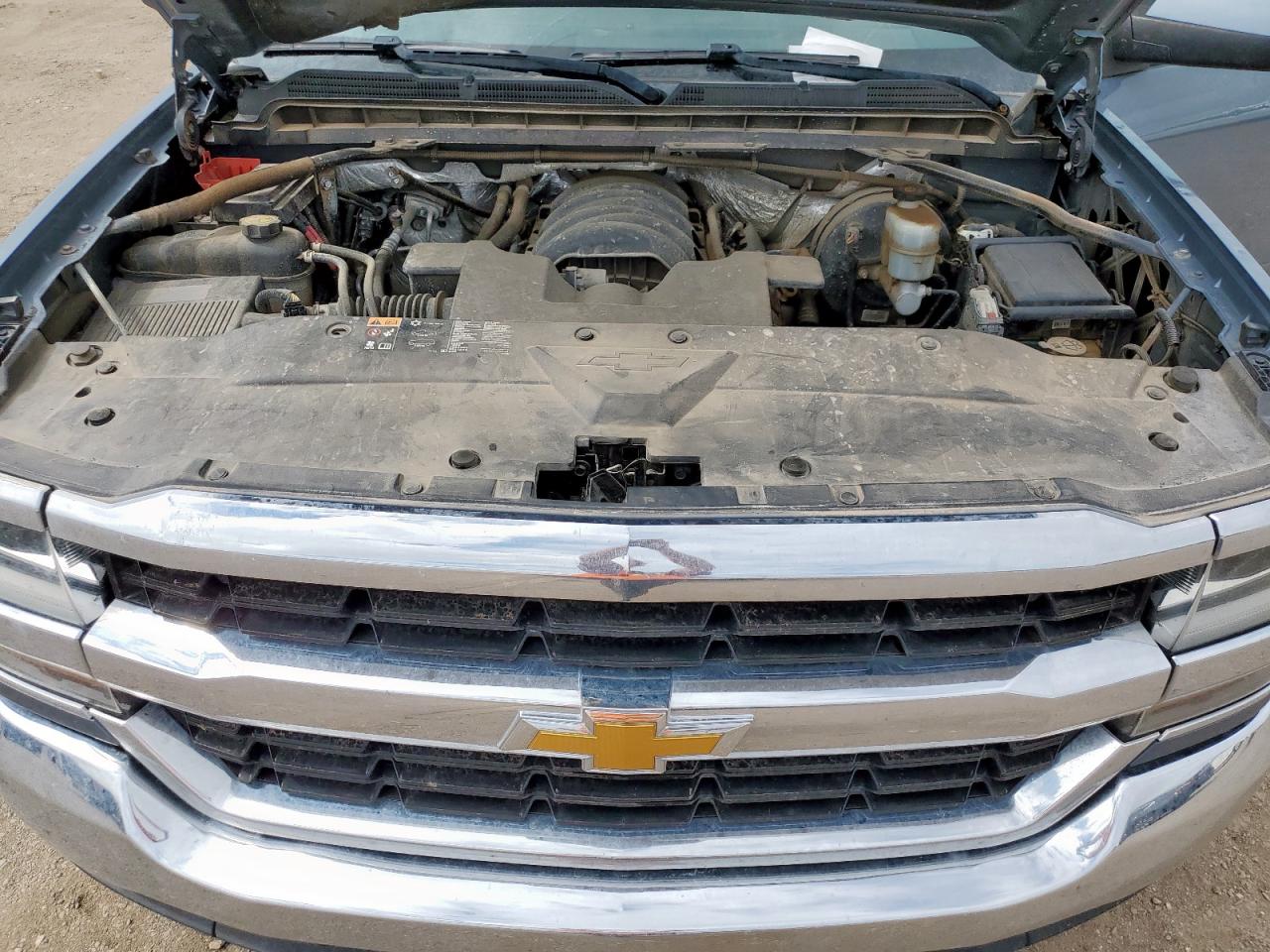 2016 Chevrolet All models VIN 3GCUKREC7GG292271 photo 11