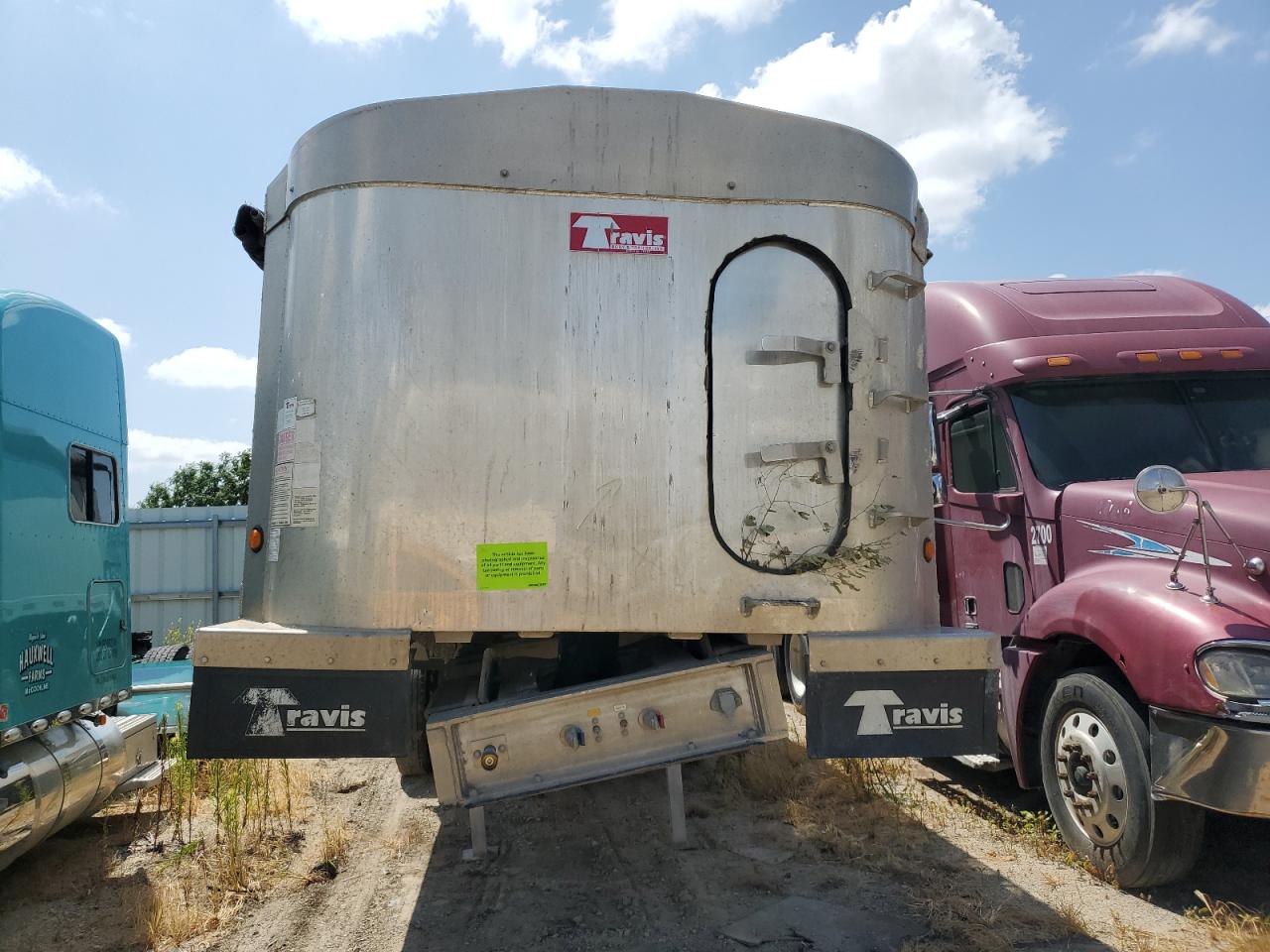 2024 All models VIN 48X2F2823R1016063 photo 5