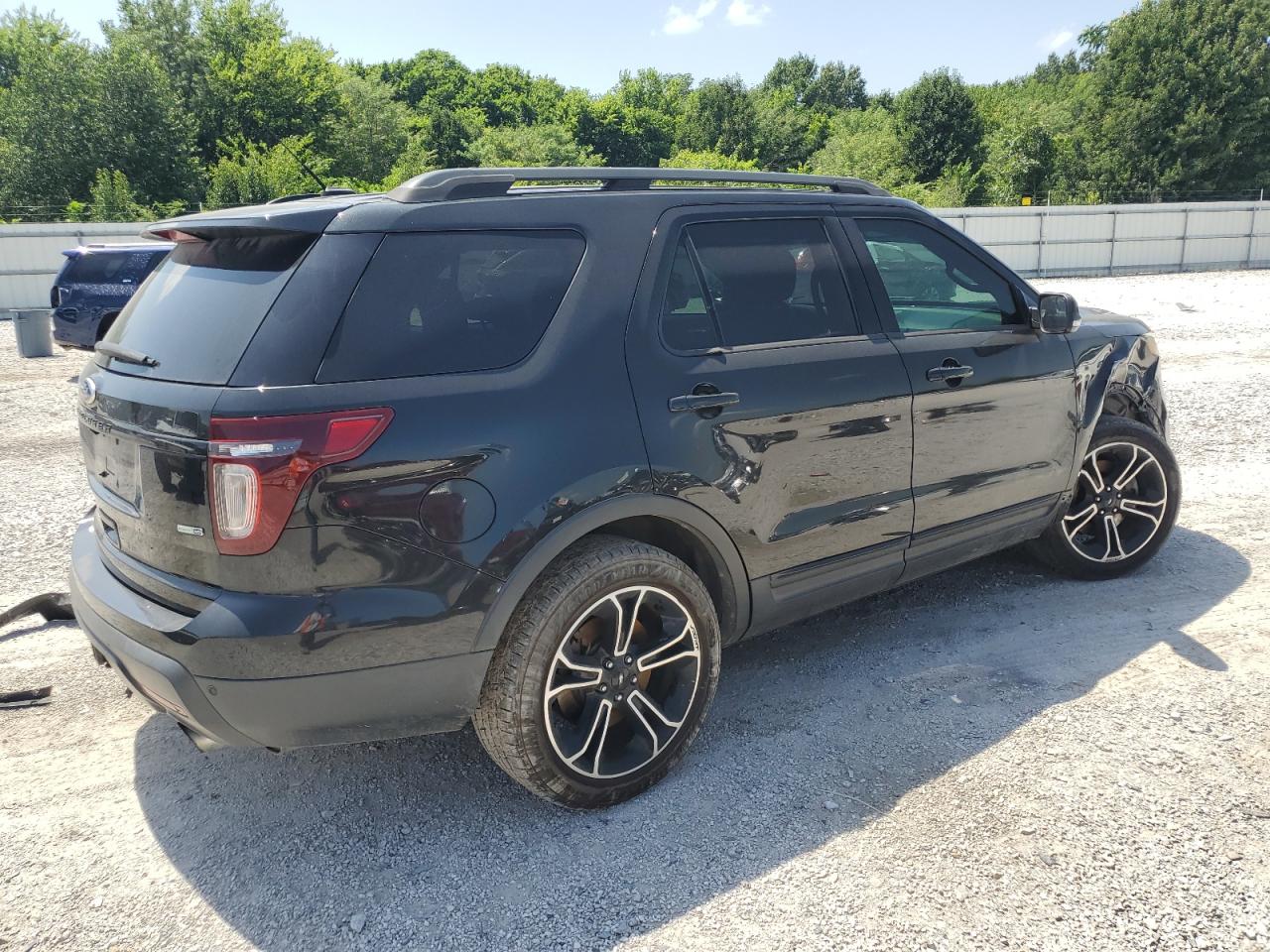 2015 Ford Explorer VIN 1FM5K8GT2FGC02638 photo 3