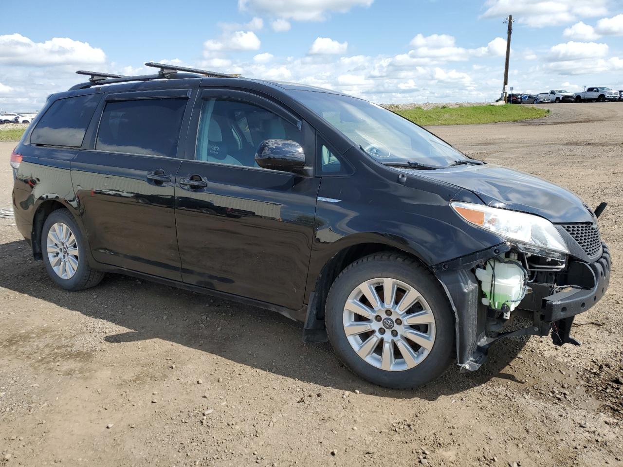 2014 TOYOTA Sienna le VIN 5TDJK3DC8ES090779 photo 4