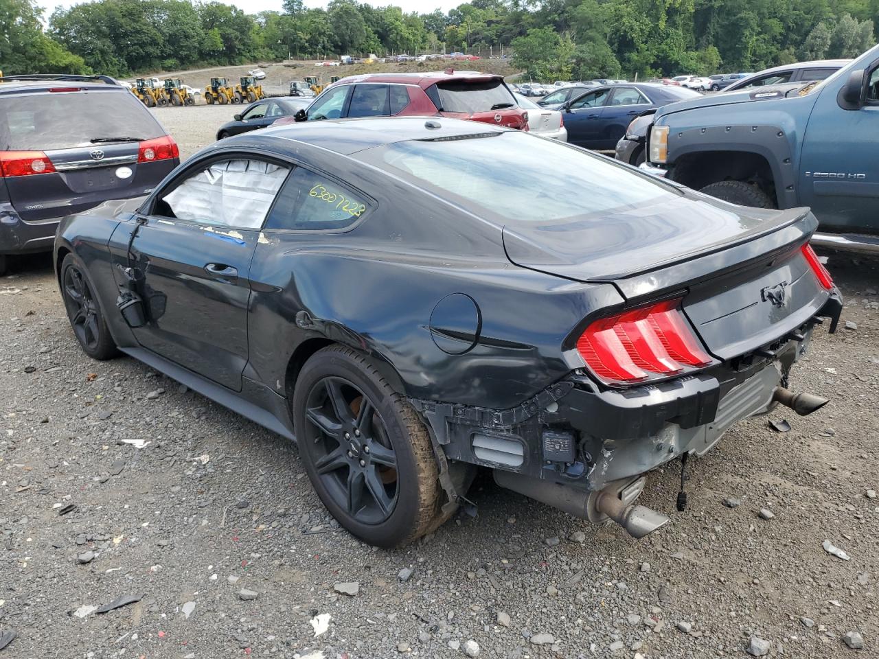 2019 FORD Mustang VIN 1FA6P8TH2K5180390 photo 2