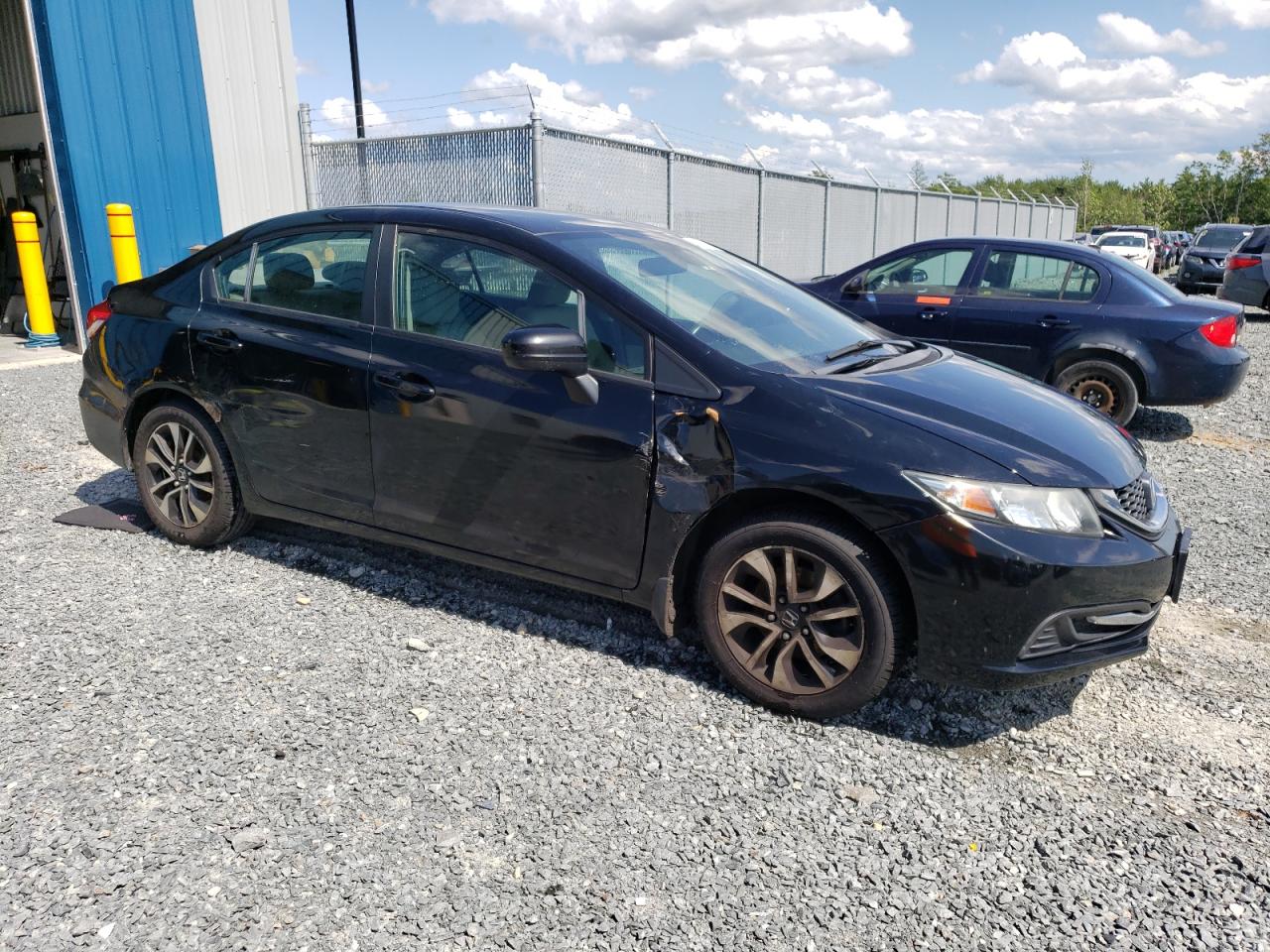 2015 HONDA Civic VIN 2HGFB2F46FH001136 photo 4