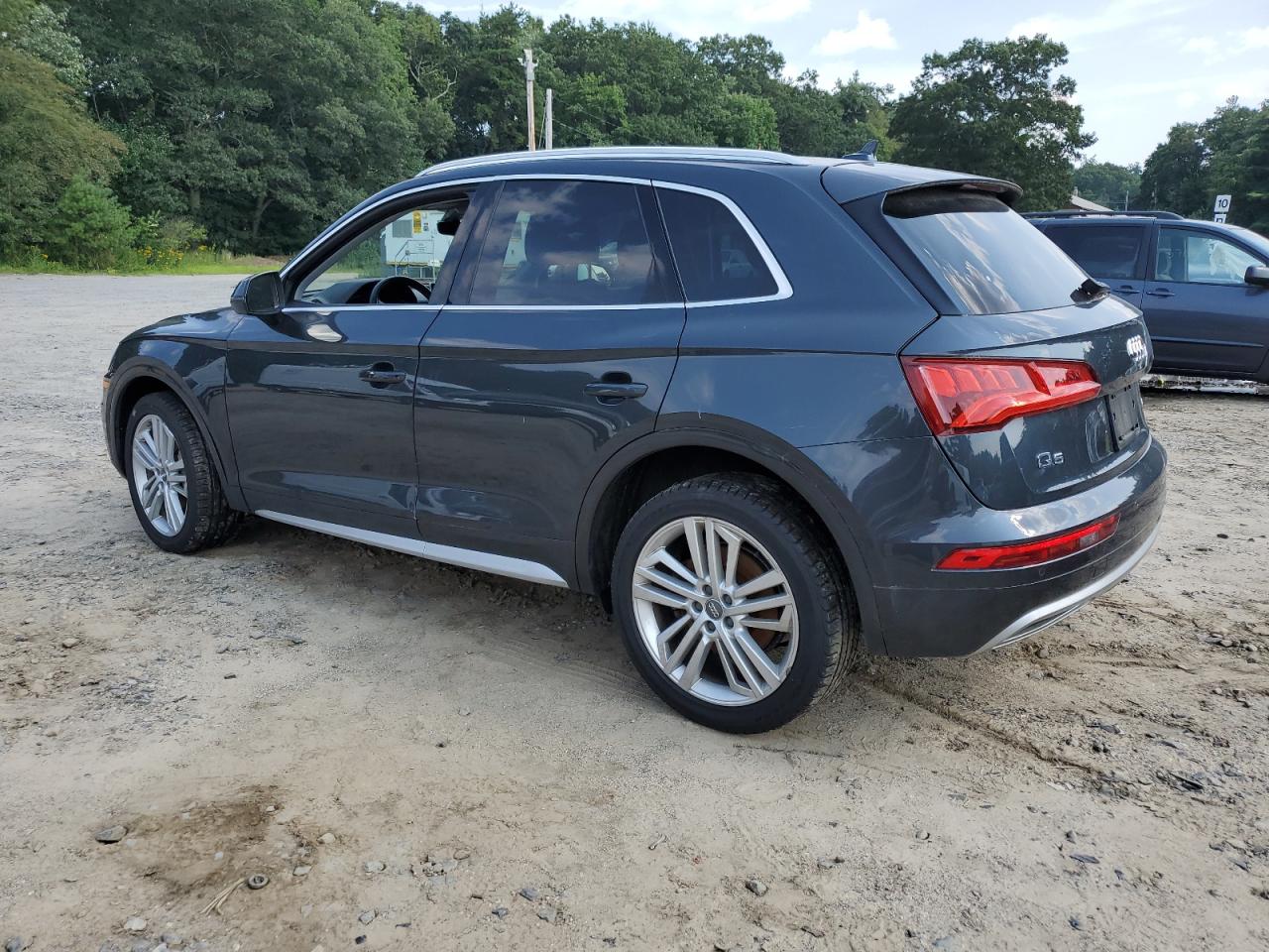 2018 AUDI Q5 VIN WA1BNAFY2J2007321 photo 2