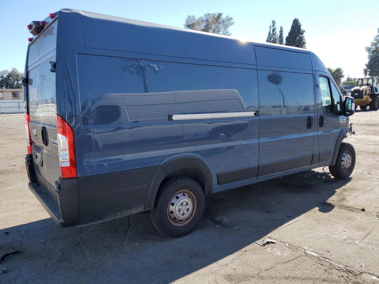 2022 RAM Promaster 3500 VIN 3C6MRVJG3NE136273 photo 3