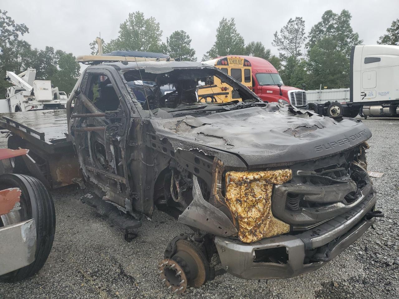 2020 Ford F550 VIN 1FDUF5GN7LEE10781 photo 10