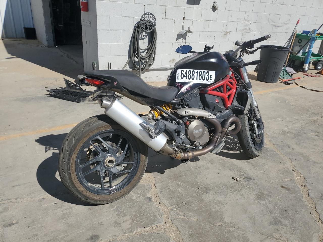 2016 DUCATI Monster VIN ZDM1RBSV0GB019600 photo 4